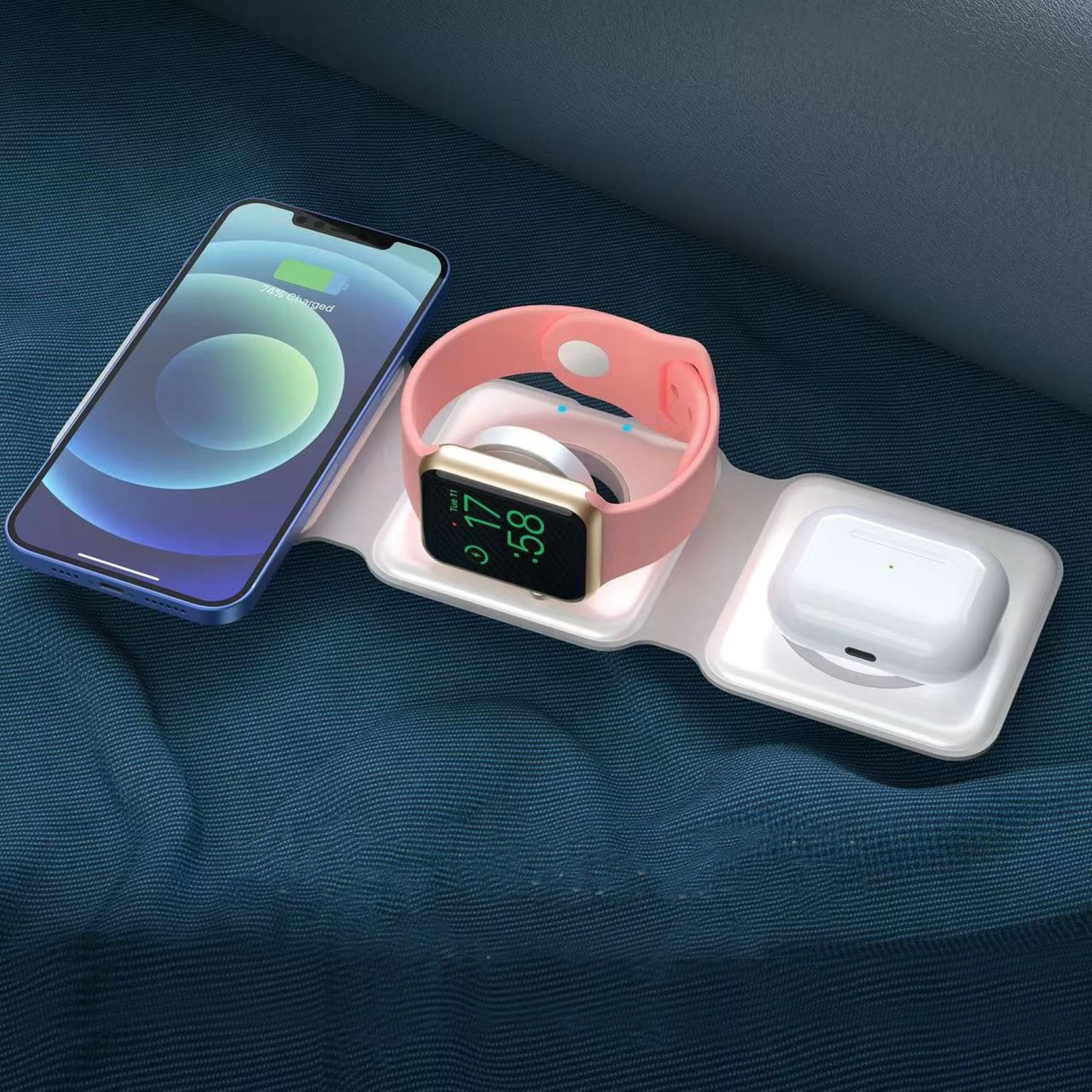 Foldable Soft Plastic 3 In 1 Wireless Charger 1