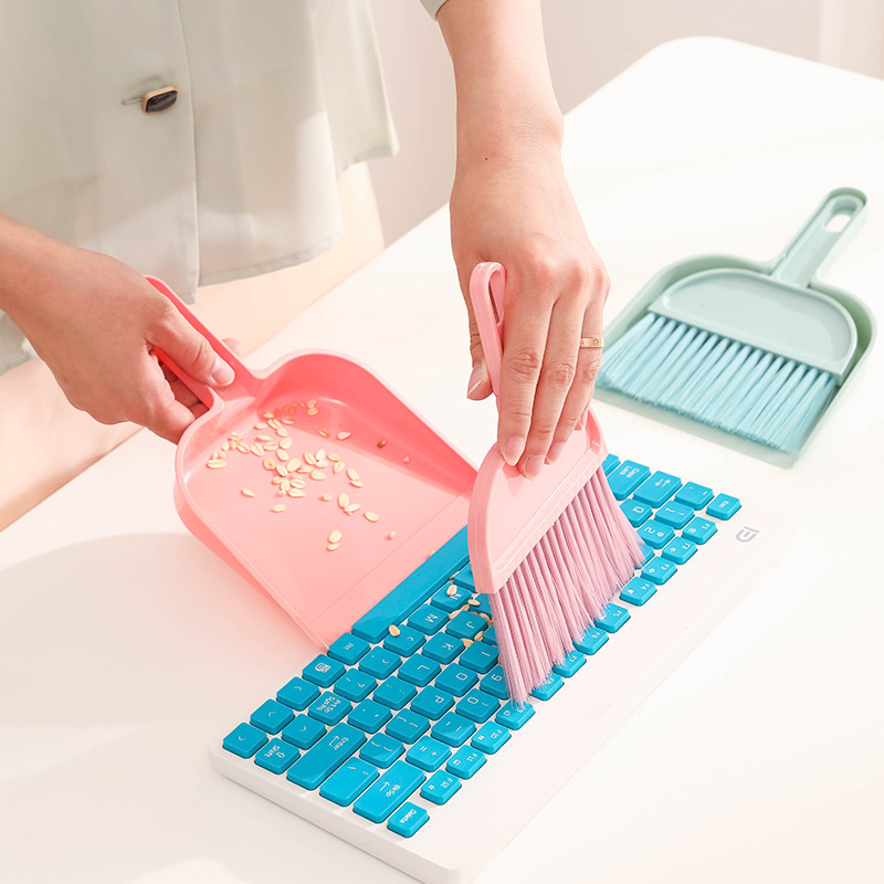 Mini Broom and Dustpan Set 1