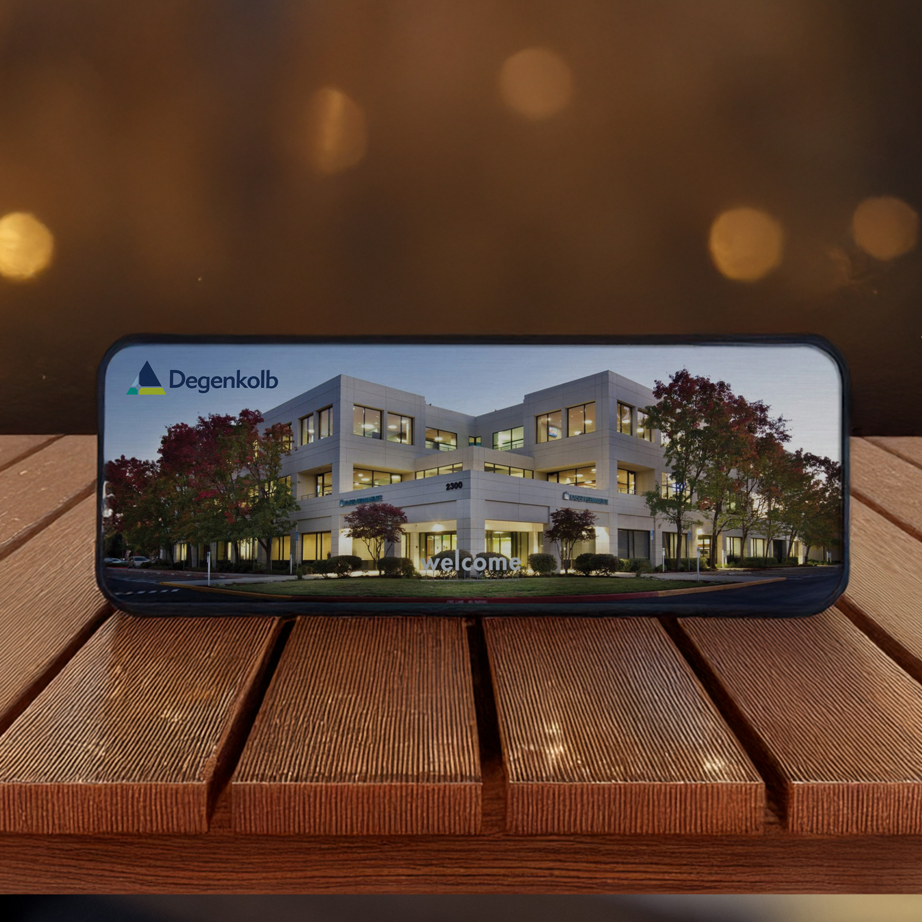 Evrybox™ 4400 Mah Charger + Speaker 1