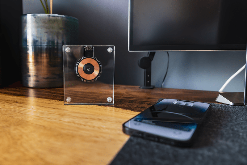 Clear Wireless Charger 24
