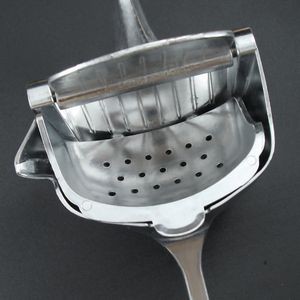 Plastic Bull Shaped Lemon Juice Squeezer 16
