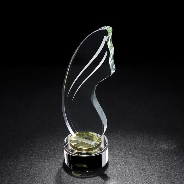 Crystal Trophy A19-154 3