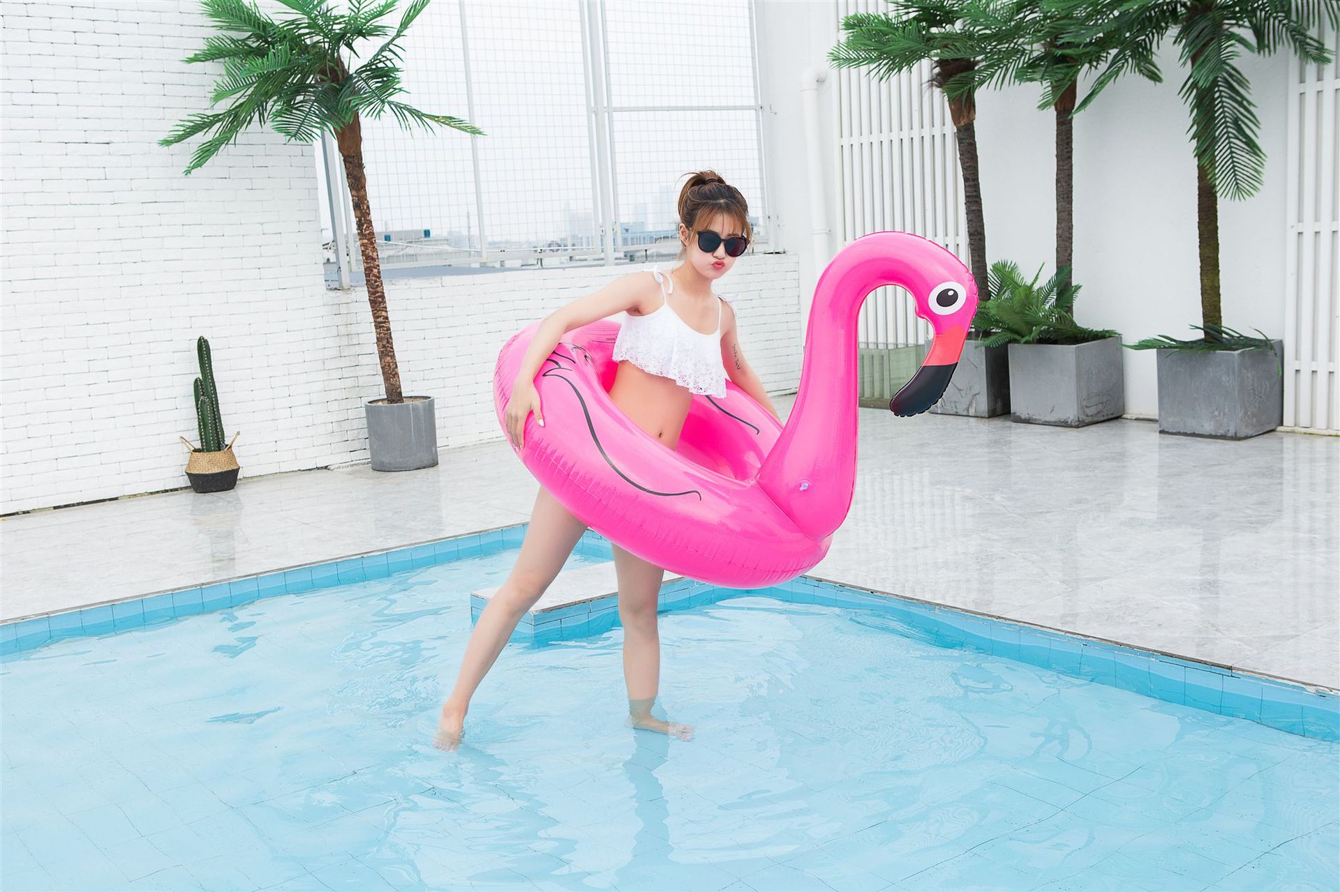 Inflatable Pool Float Tubes with Unicorn and Flamingo design 19
