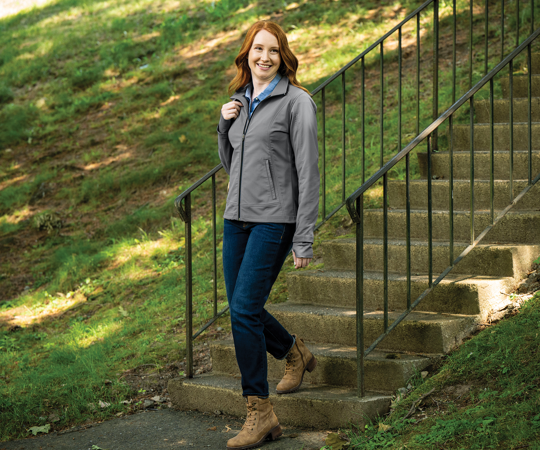 Women's Axis Soft Shell Jacket 11