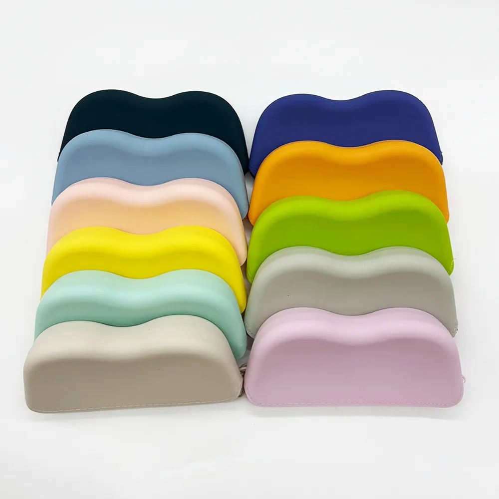 Customized silicone zipper glasses bag 3