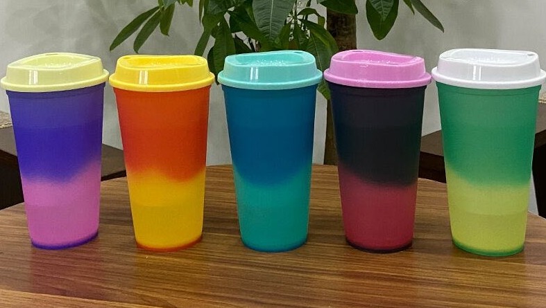 16 oz Hot Color Changing Cups w/ Lid 15