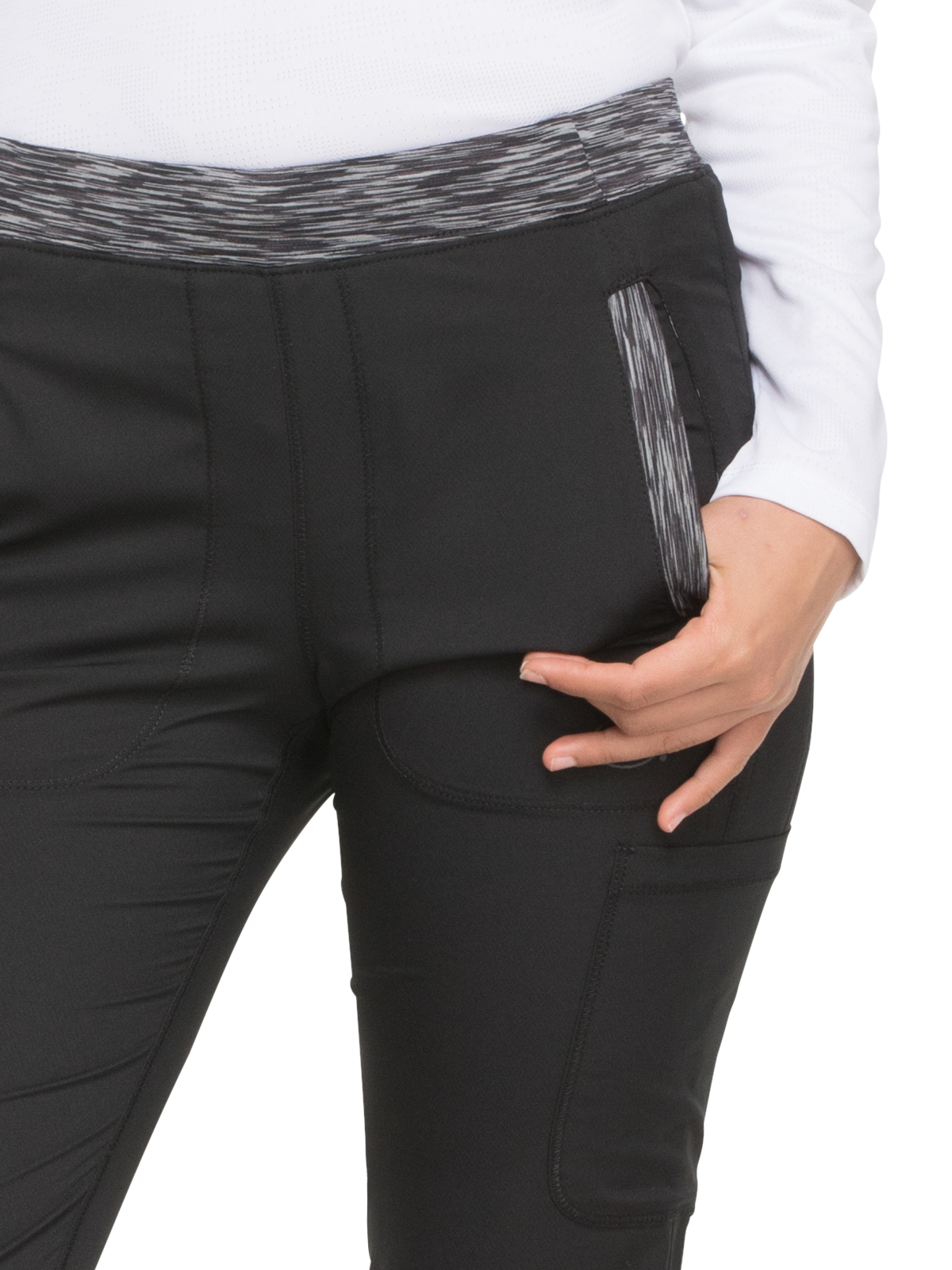 Dickies Medical - Dynamix - Women's 6-Pocket Natural Rise Jogger Pant 10