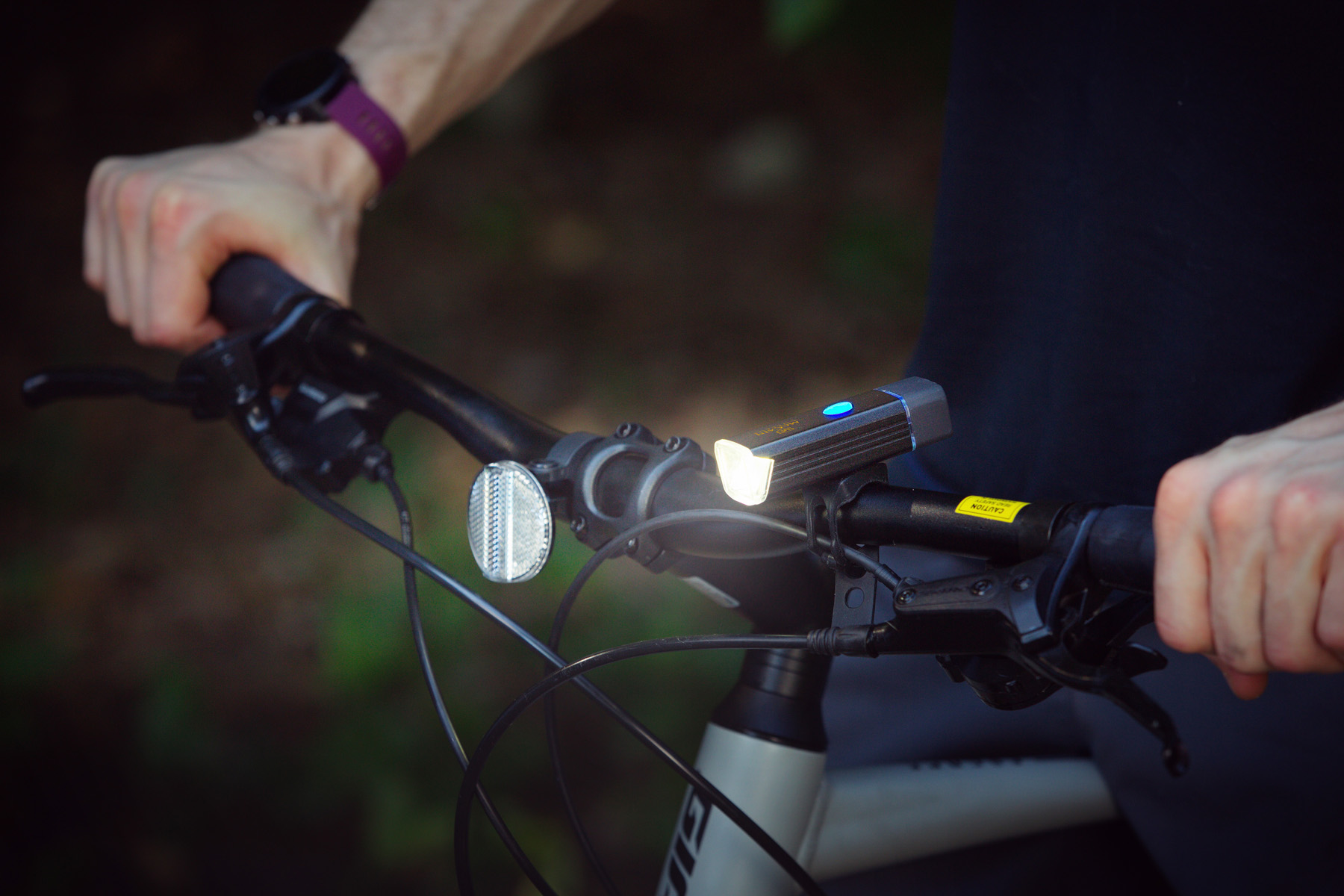 Flare Rechargeable Front Bike Light 3