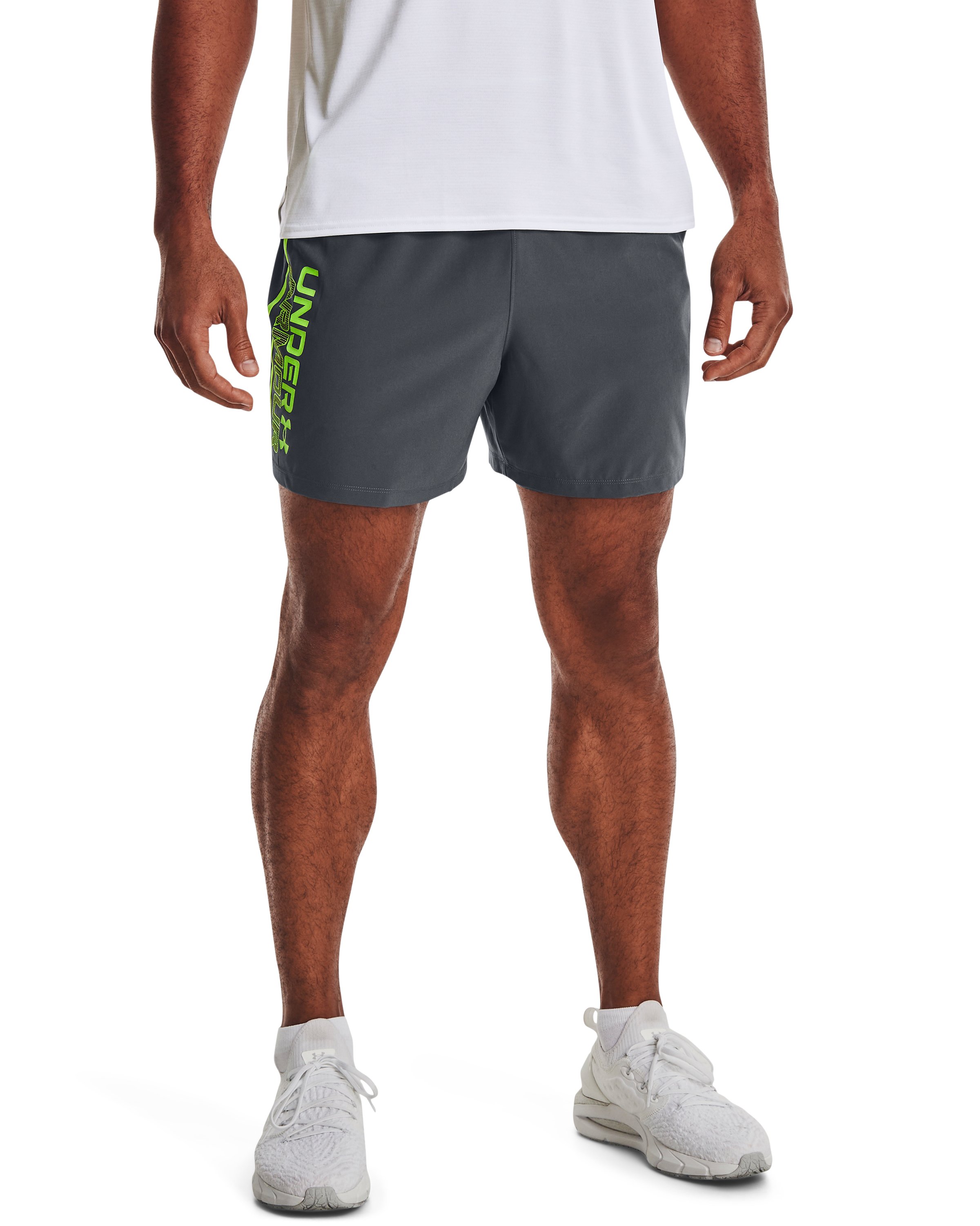 Men's UA Qualifier 5 Wordmark Shorts 2