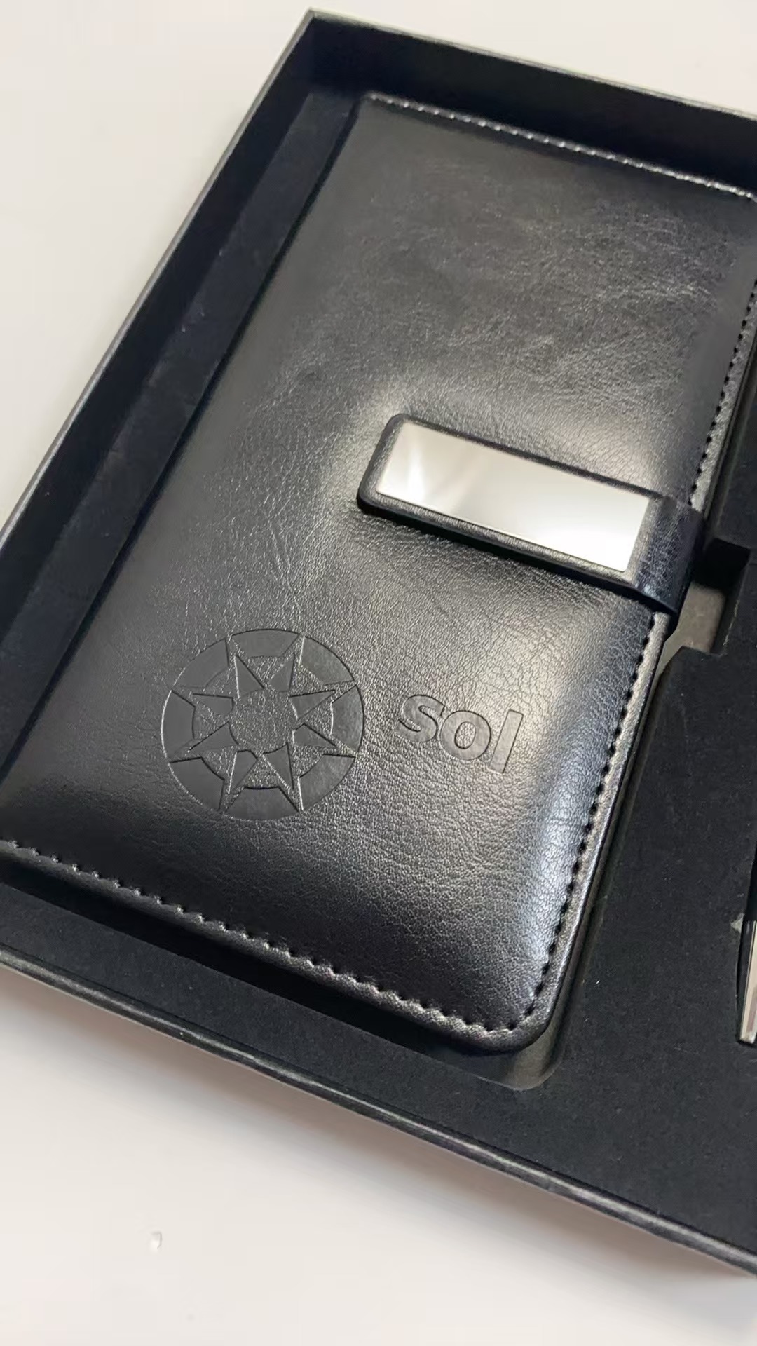 Penote - Luxury Leatherette A6 Notebook And Pen Gift Set 7