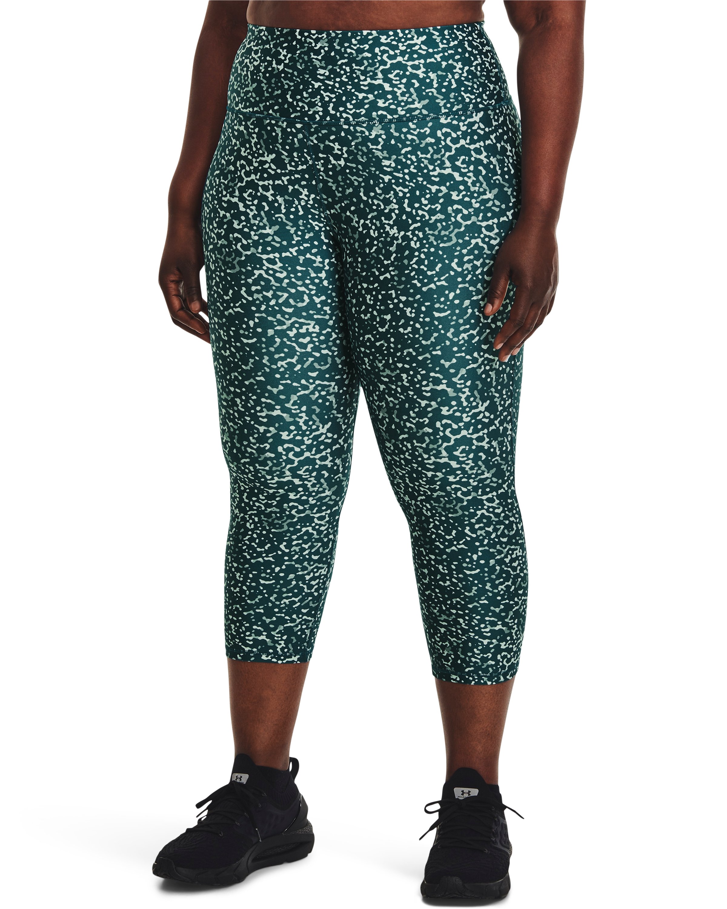 Women's HeatGear No-Slip Waistband Capris  1