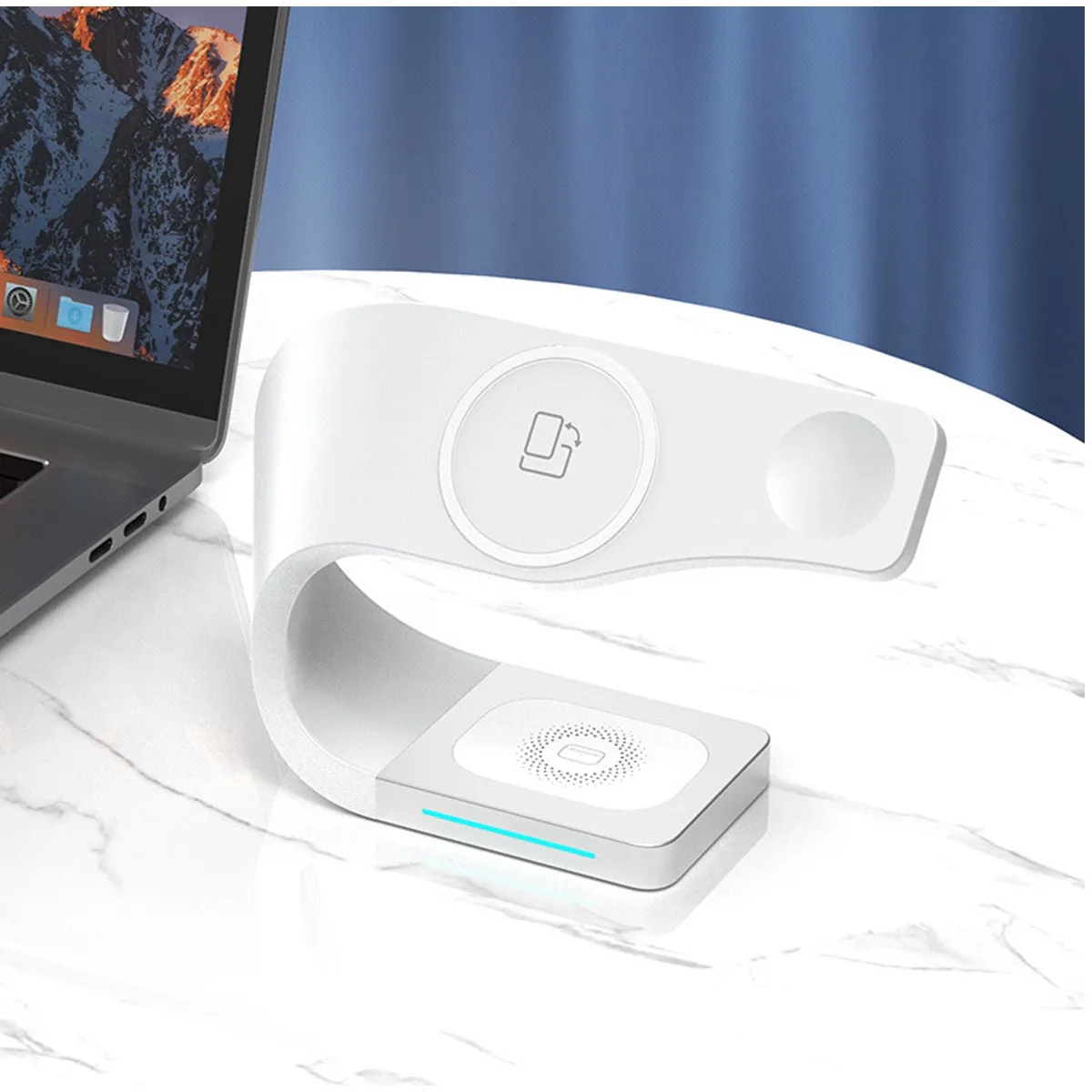 4-in-1 Magnetic Wireless Charger For IPhone/Apple Watch 1