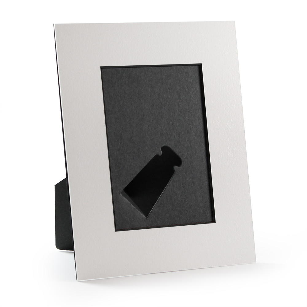8" x 10" Bevel Easel Photo Frame 9