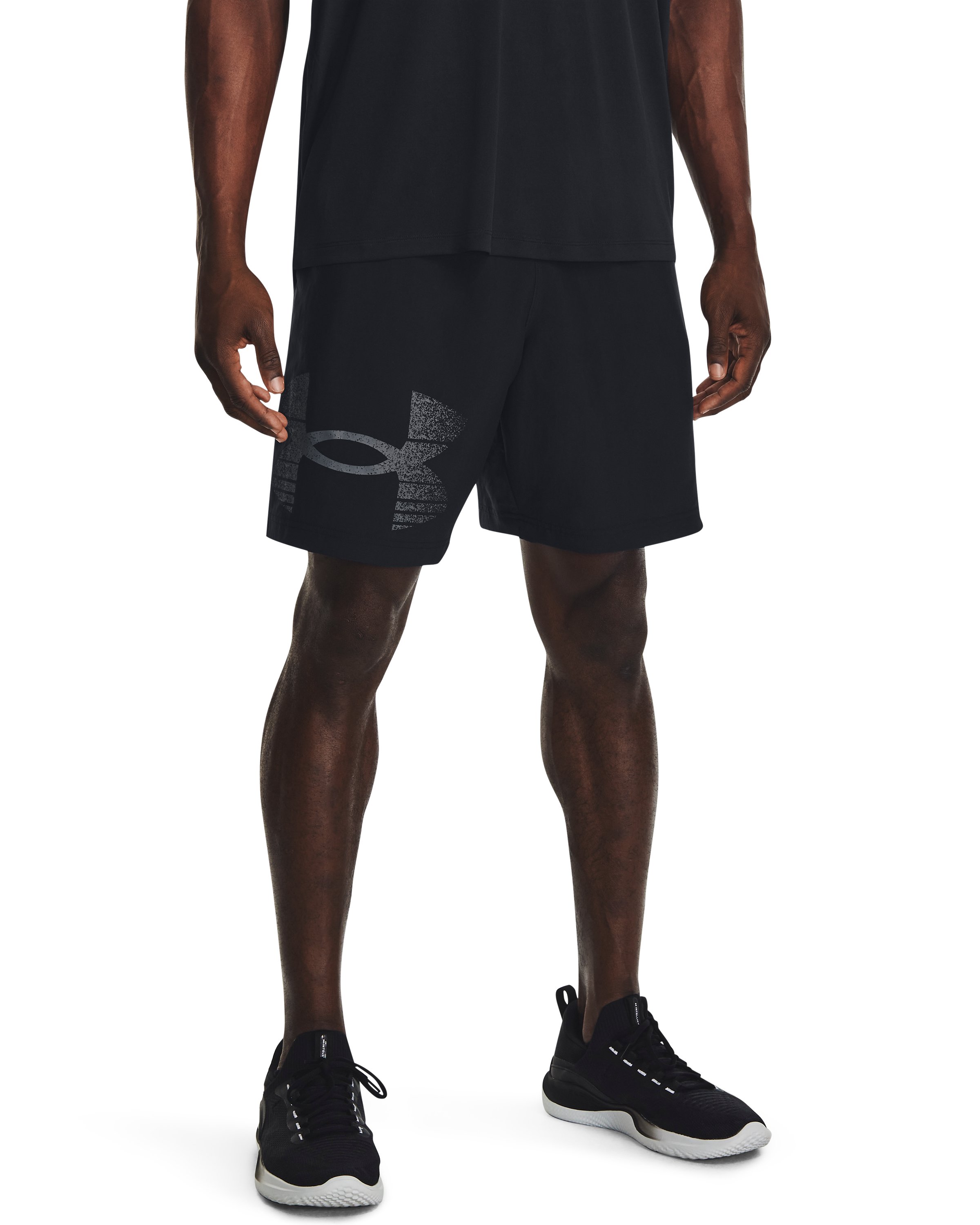 UA Tech Woven Graphic Men's 8.25 Shorts 16