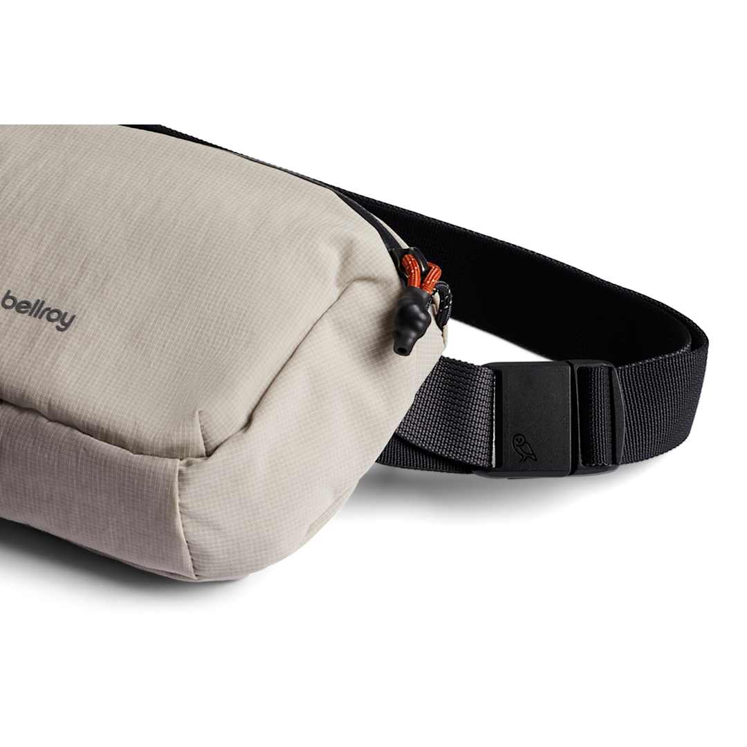 Bellroy Lite Belt Bag 33