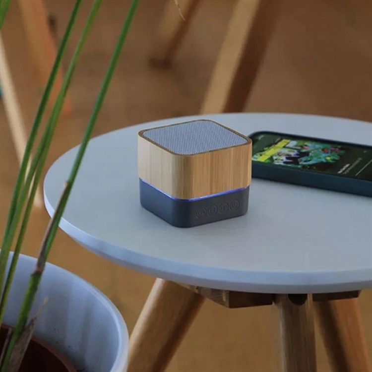 Mini Bamboo Square Portable Speaker 2