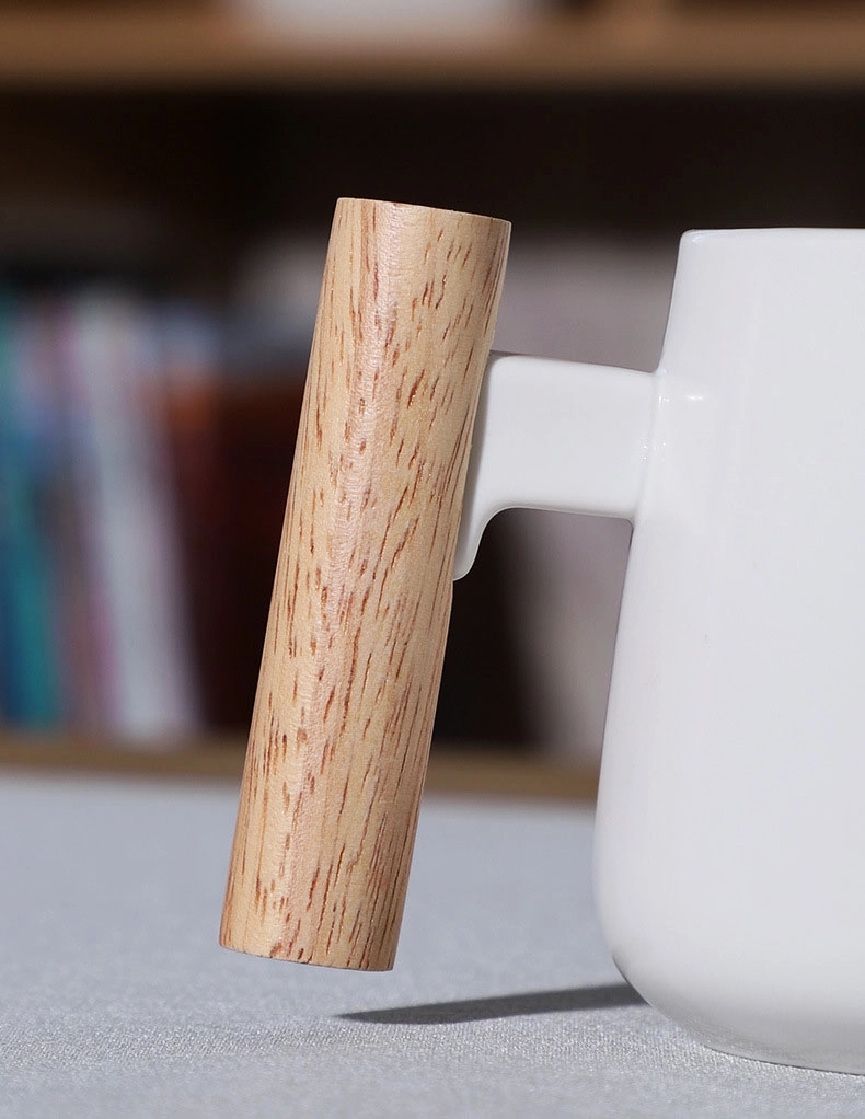 Custom 15 OZ Wooden Handle Coffee Mug with Lid and Spoon 4