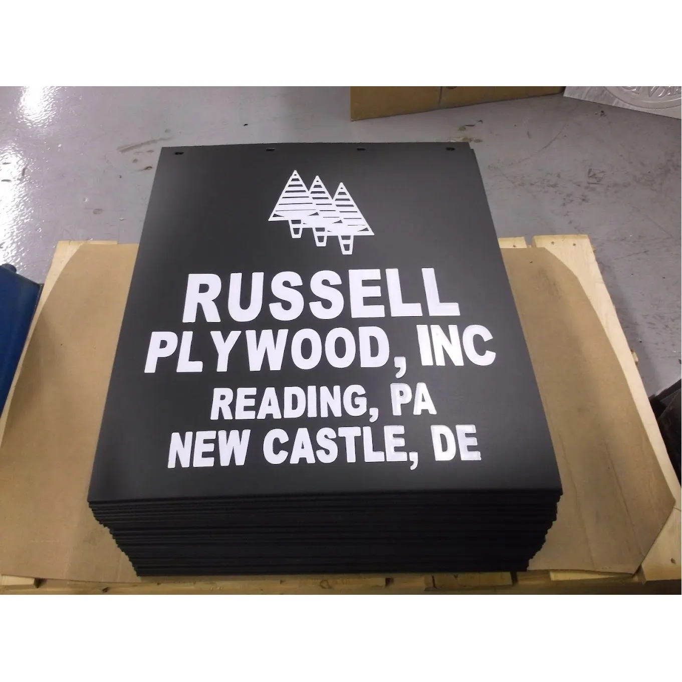Customized Mud Flaps for Semi Trucks 6