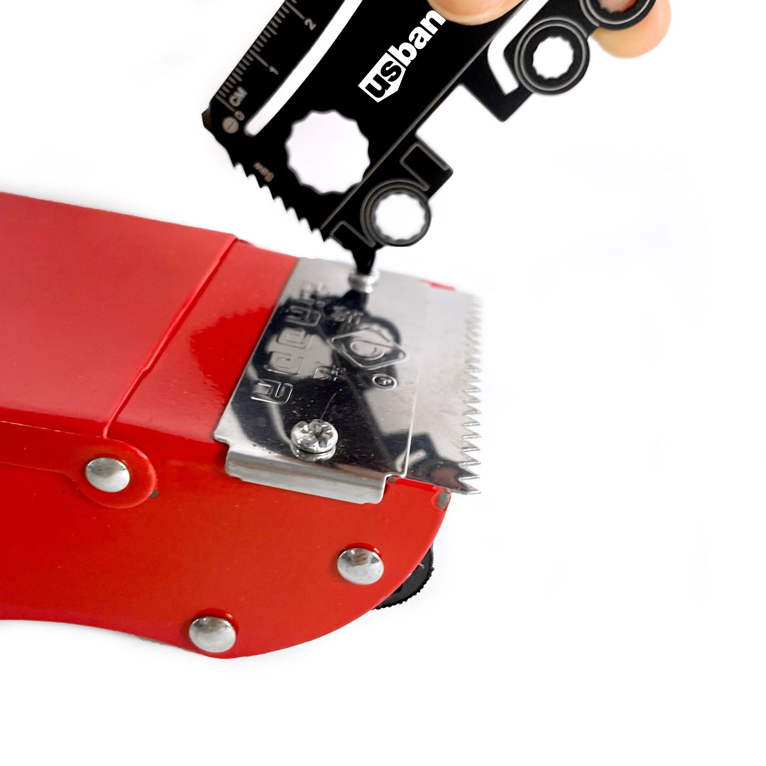 GearCard 21-in-1 Truck-Shaped Multi-Tool Card – Stainless Steel Wallet EDC Gadget 22