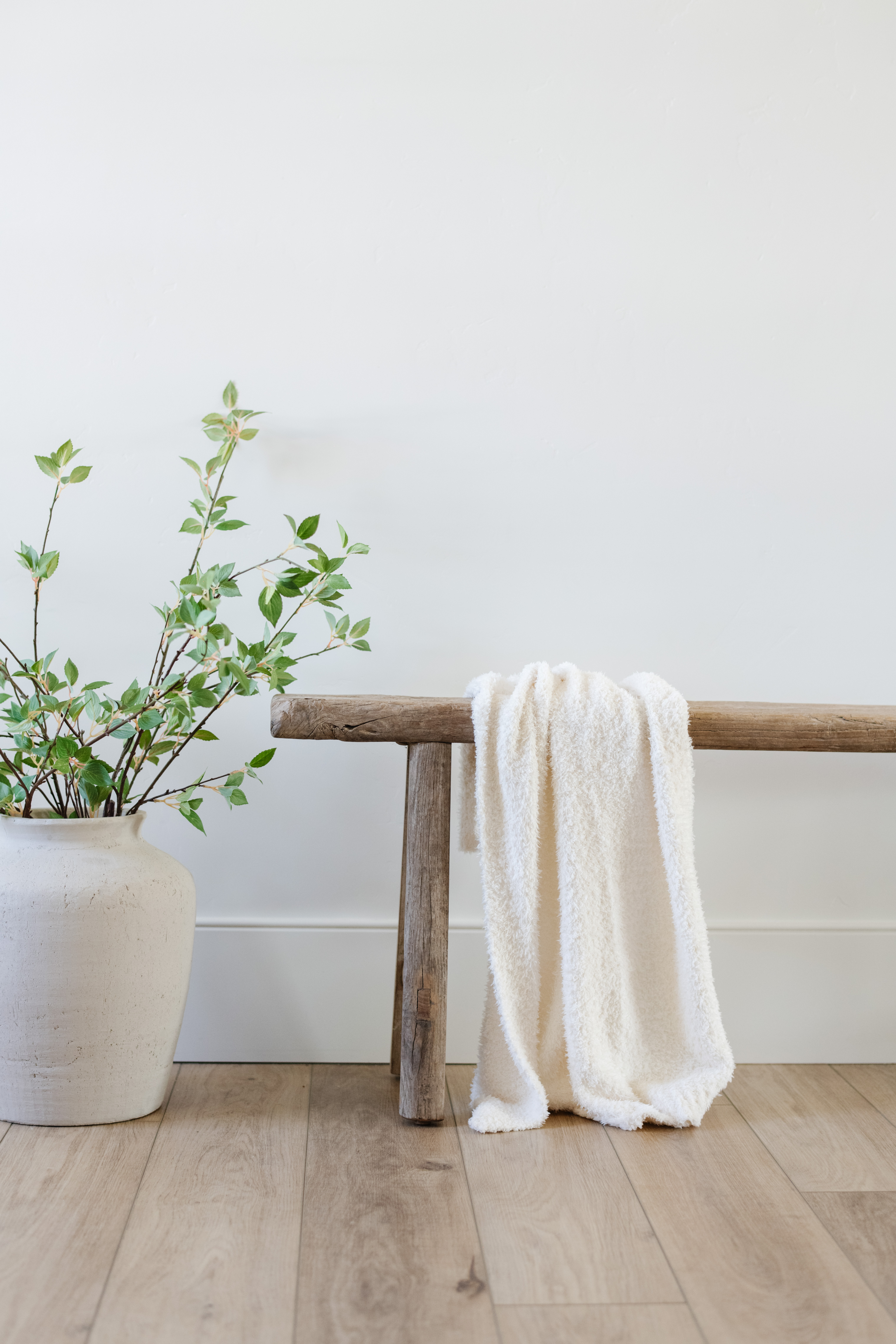 Bamboni Ivory-Throw Luxury Blanket (50x60) 2