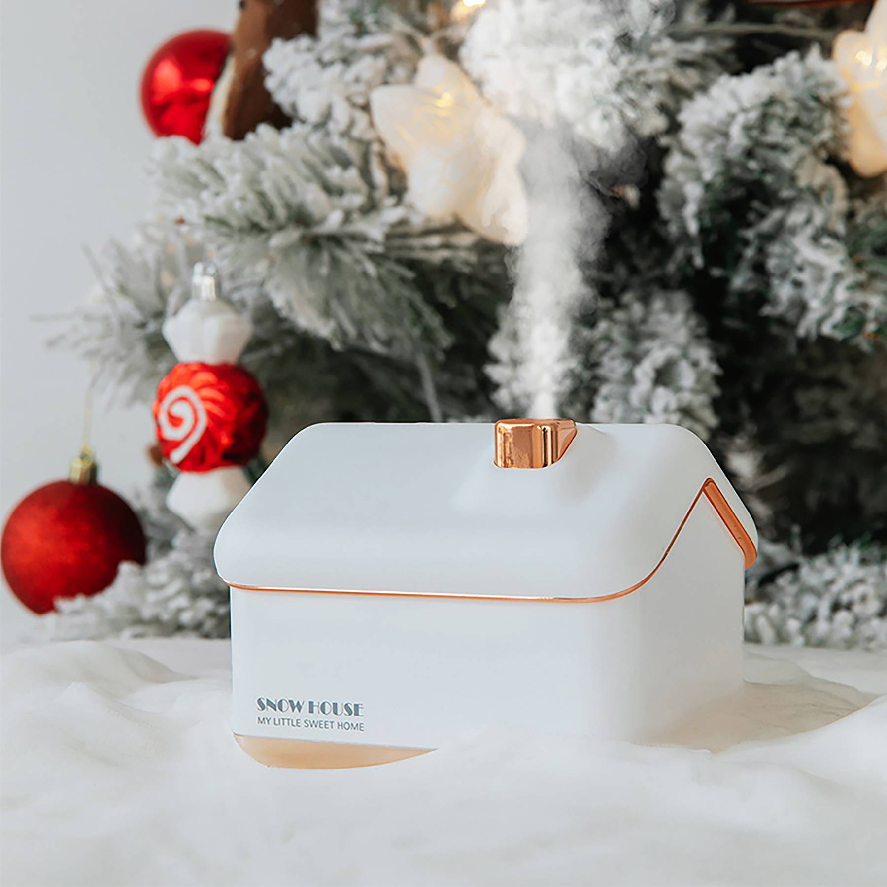 Snowy House Mini Night Light Humidifier 5