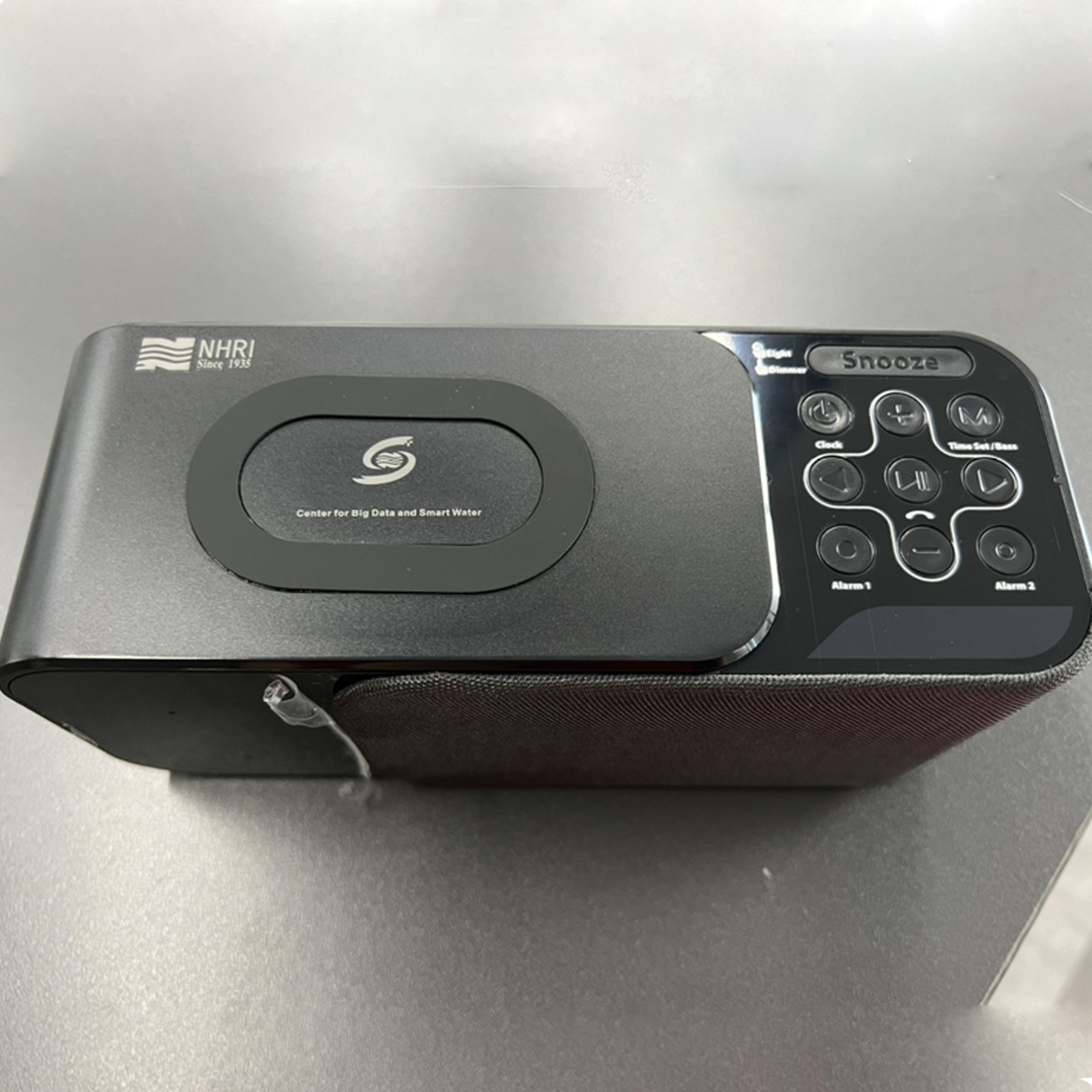 Wireless Charger Bluetooth Speaker With Night Light 4