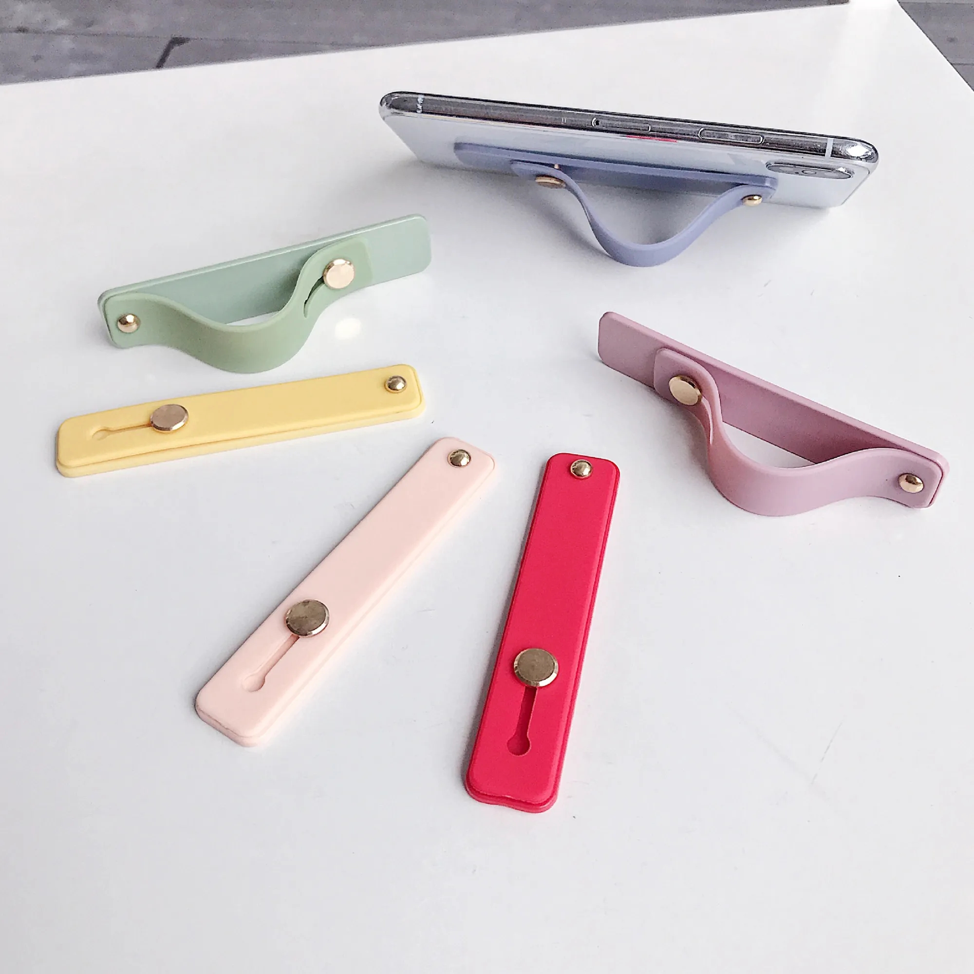 TPU Mobile Phone Push-Pull Holder Clip 5