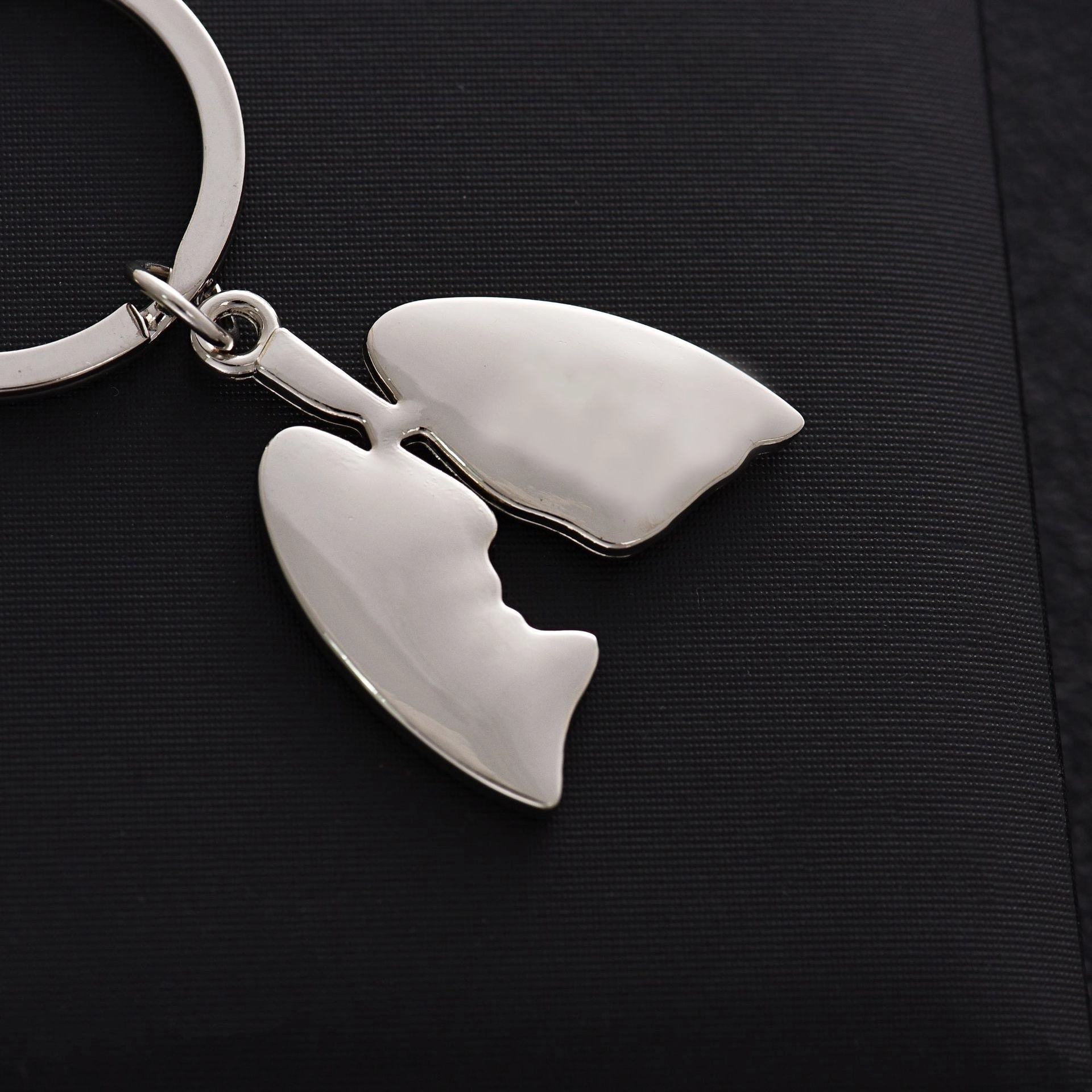 Liver Stomach Shape Metal Key Tag 2