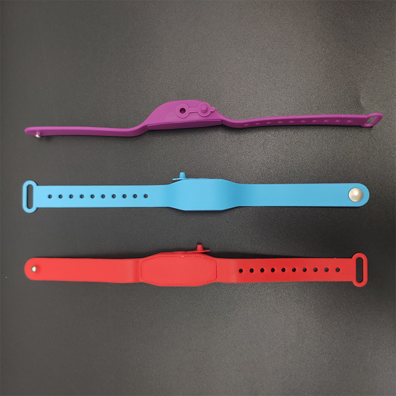 Refillable Wristband Hand Sanitizer Dispenser 4