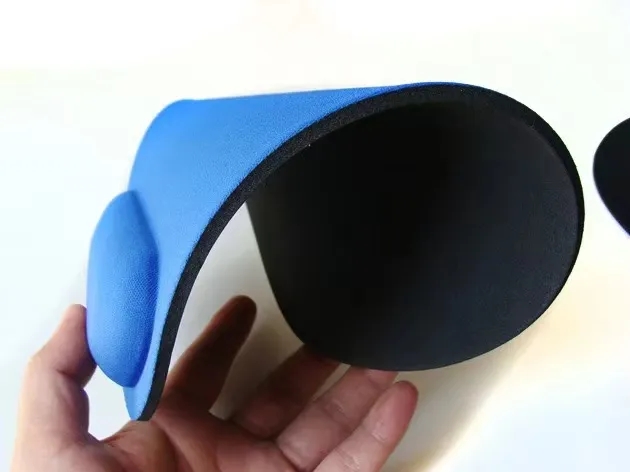 Ergonomic Mouse Pad with Wrist Support 2