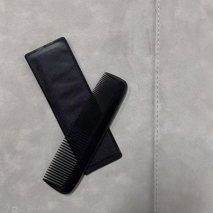 Comb in Vinyl Case 5