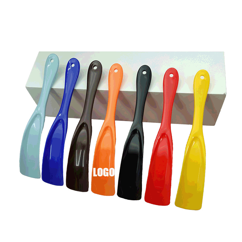 Shoe Horn 1