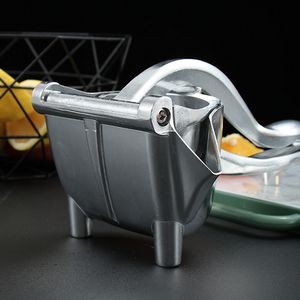 Plastic Bull Shaped Lemon Juice Squeezer 10