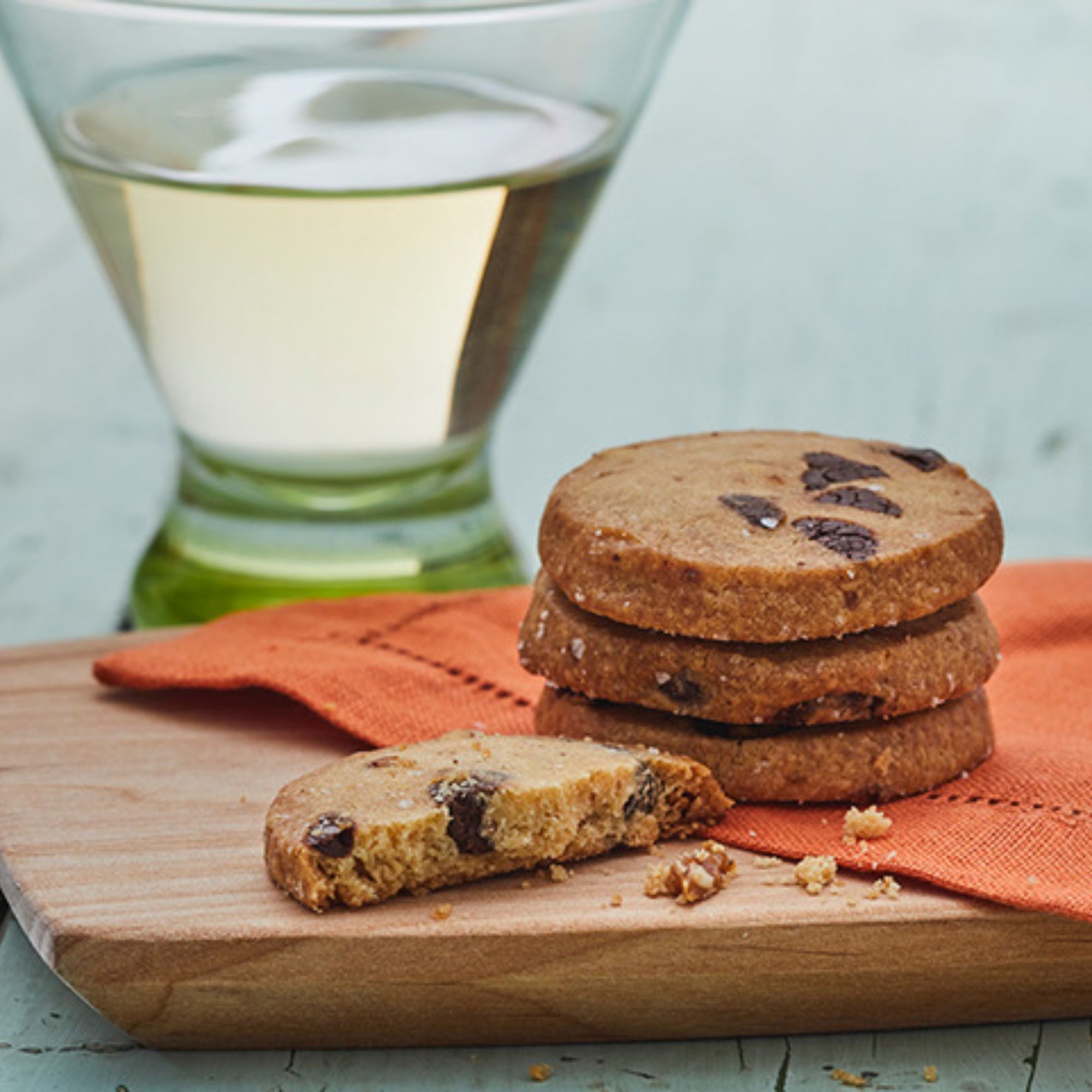 Lark Salted Caramel Chocolate Chip Cookies 4