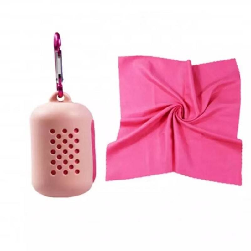 Microfibre Foldable Mini Towel 3