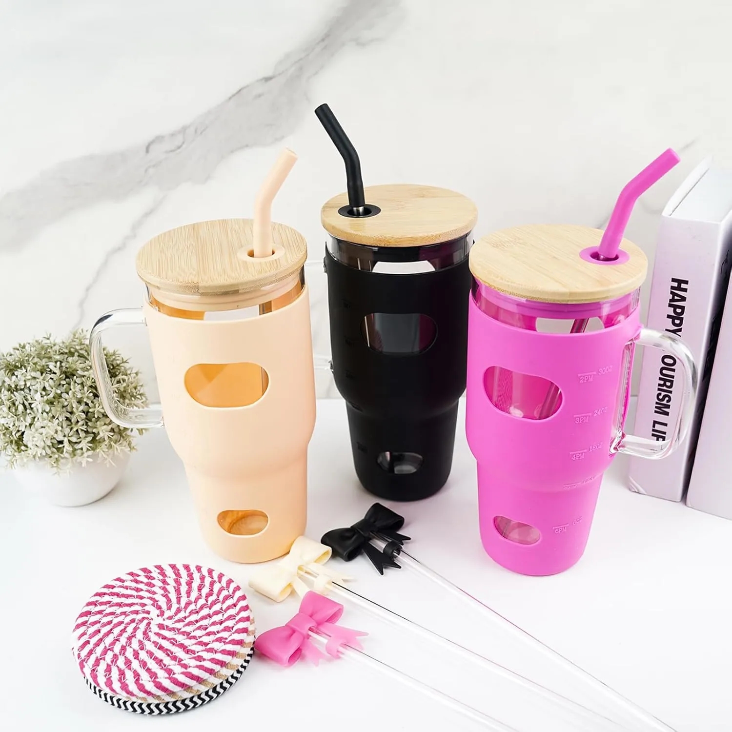 32 oz Glass Tumbler with Lid and Straw 3