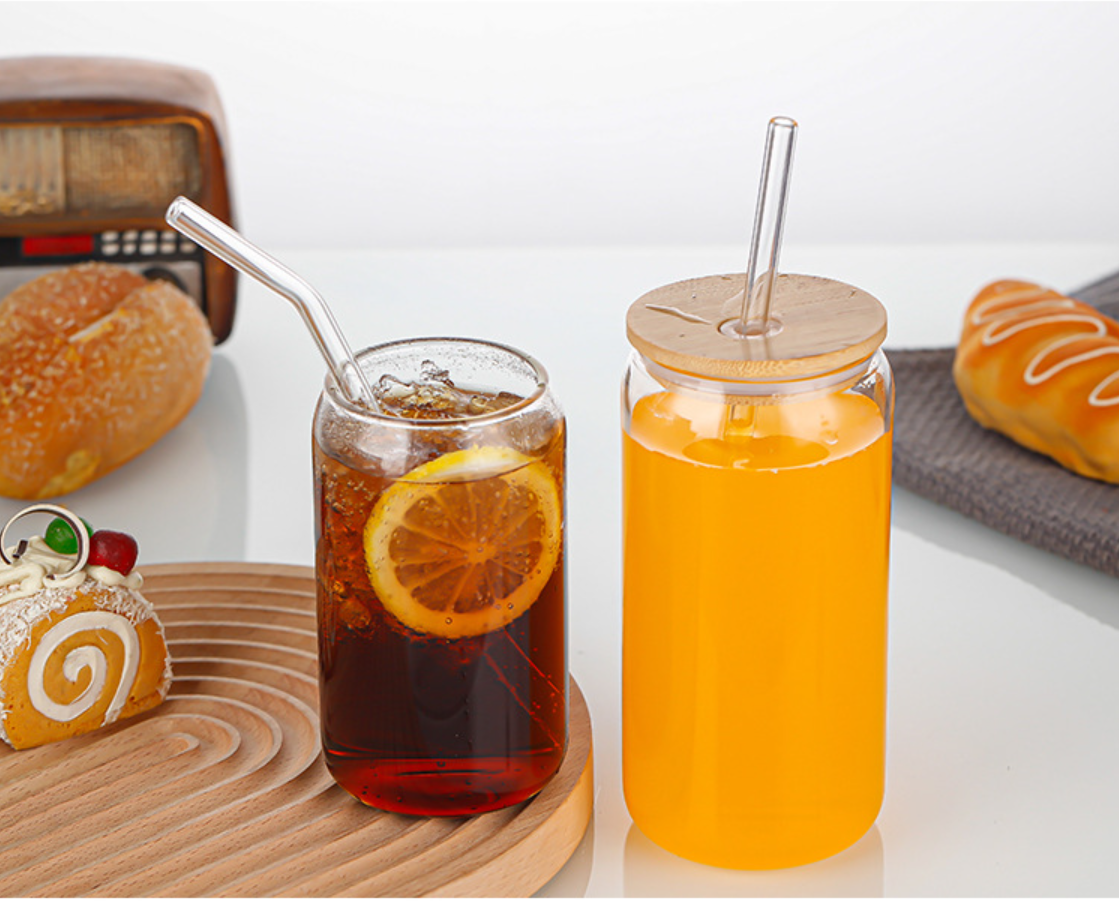 Glass Can with Lid and Straw 3