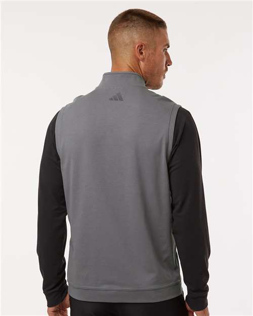 Men's Club Quarter-Zip Vest - A599 24
