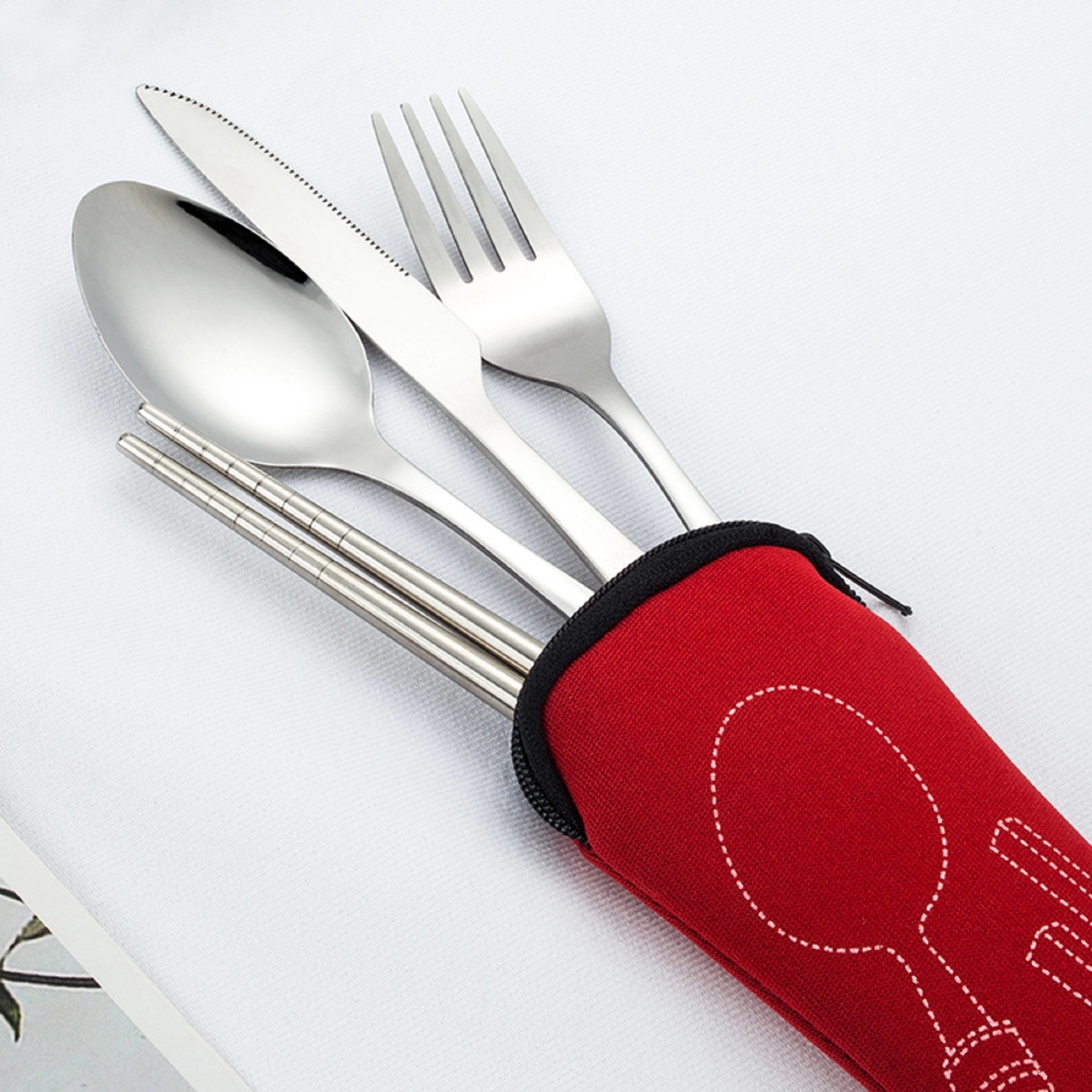 4 Pieces Set Cutlery with Neoprene Case 2
