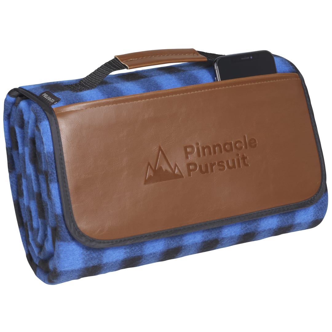 Field & Co.® Buffalo Plaid Picnic Blanket 7