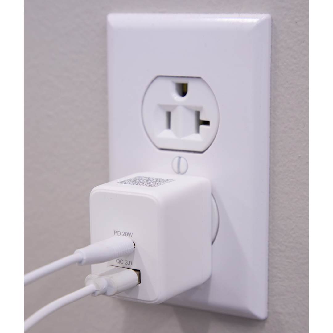ETL Listed 20W Dual USB-A and C Wall Charger 57