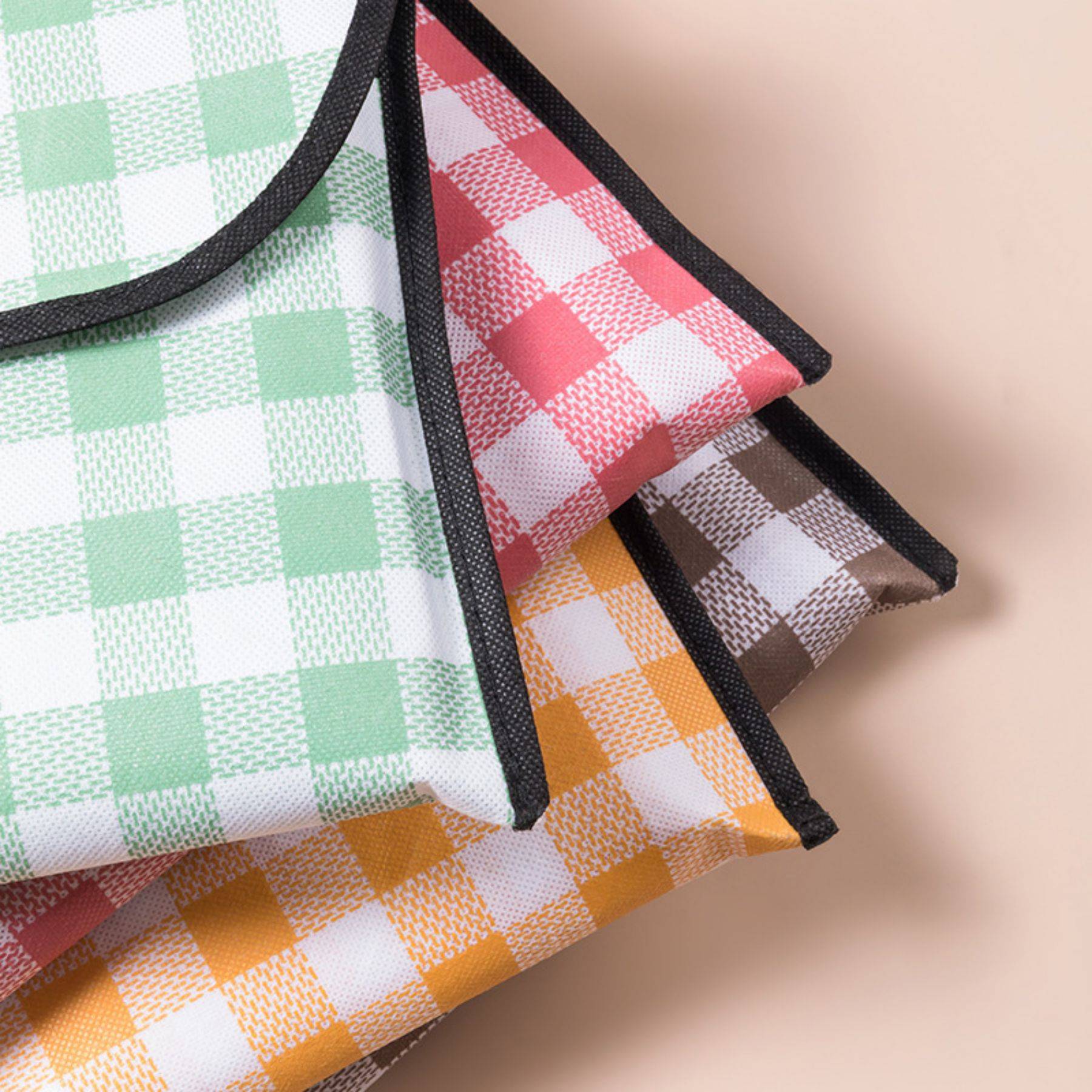 Non Woven Multifunctional Folding Picnic Mat 7