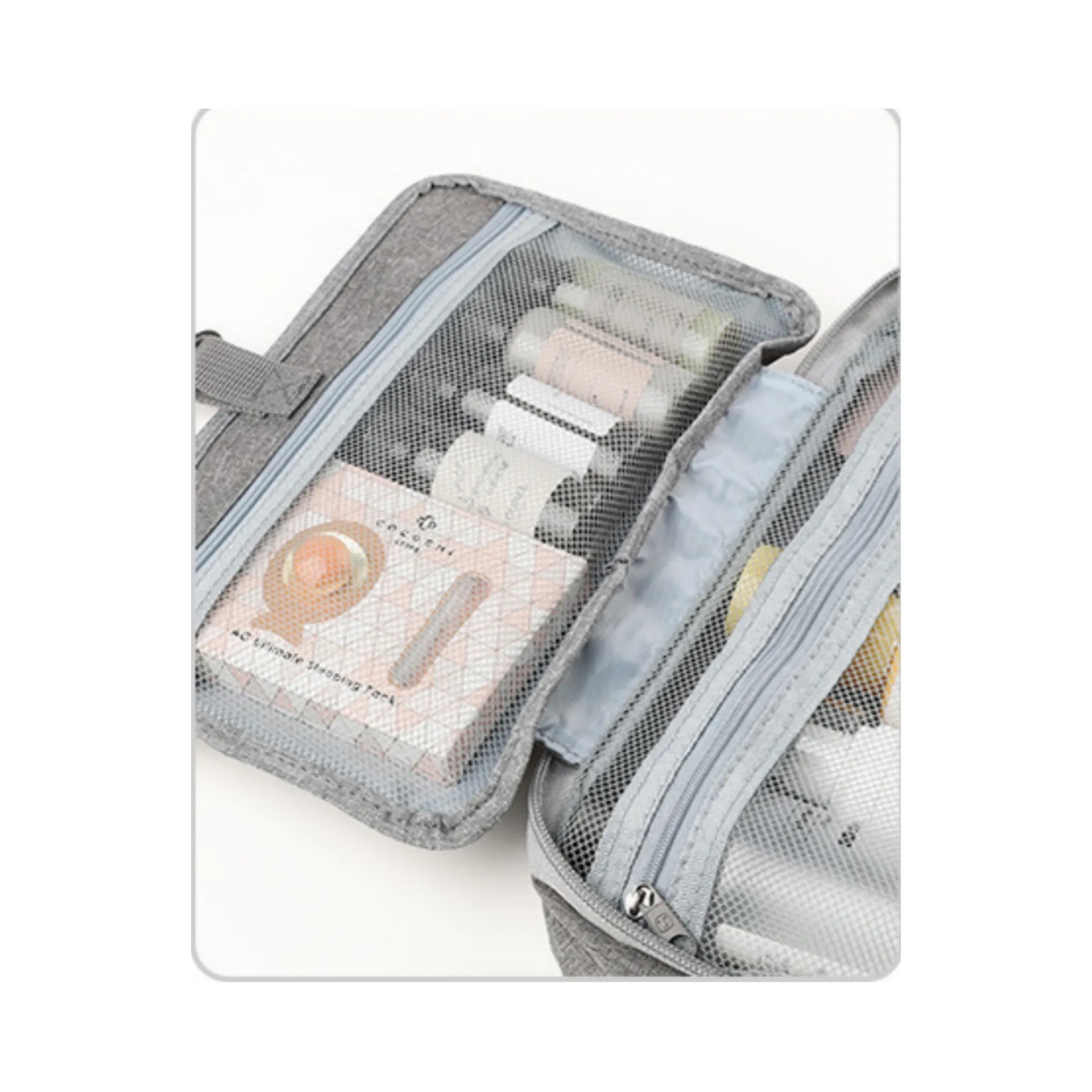 Travel Bag with Hanging Hook 2