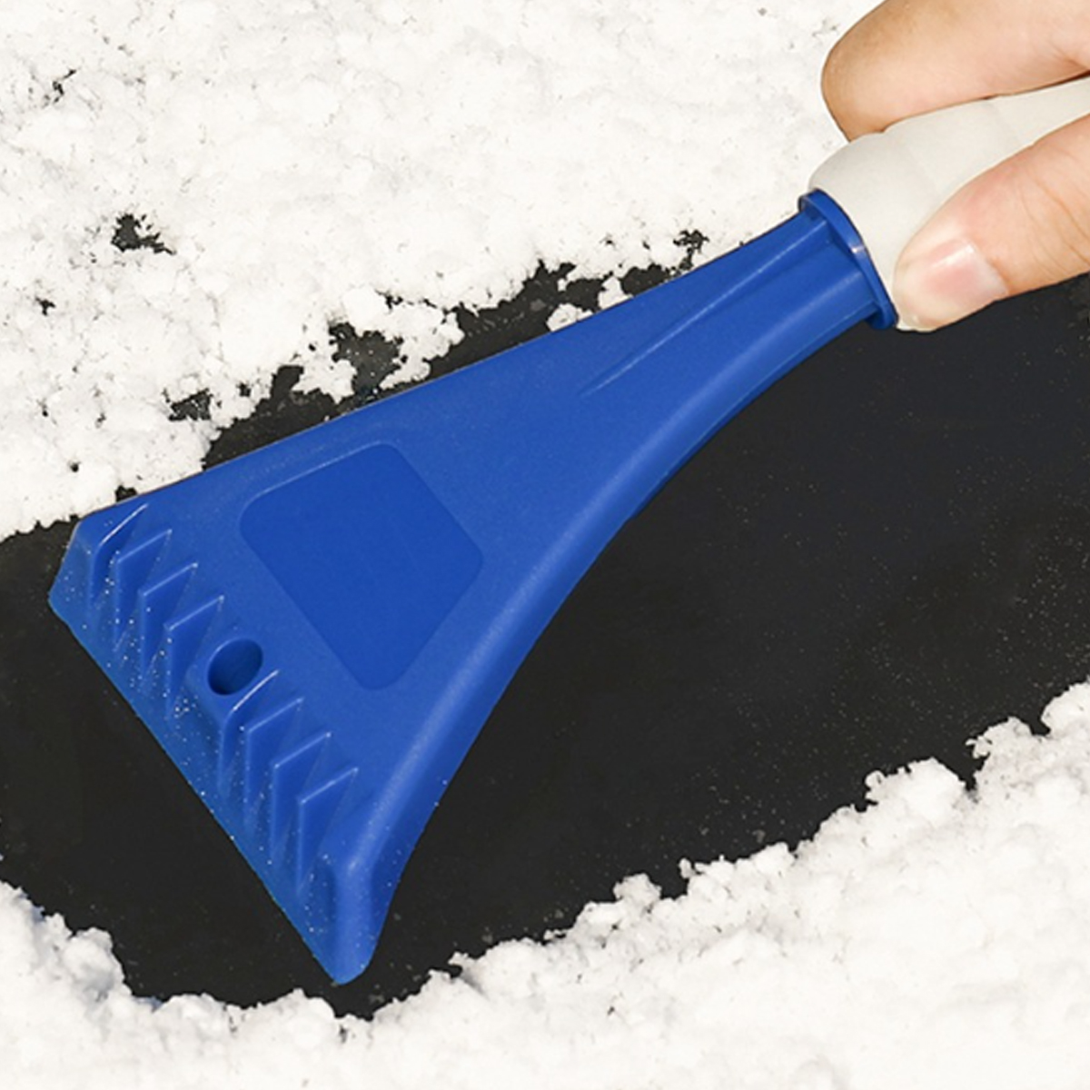 Foam Grip Ice Scraper for Cars 2