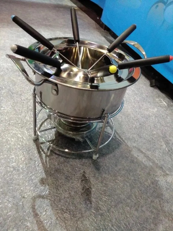 Stainless Steel Fondue Pot 2