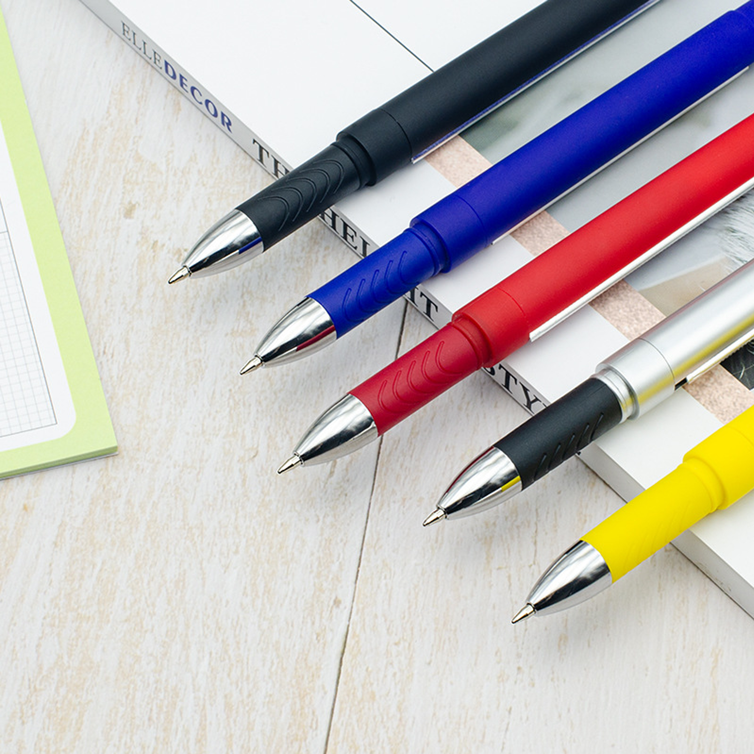 Plastic Cap Action Banner Ballpoint Pen 2