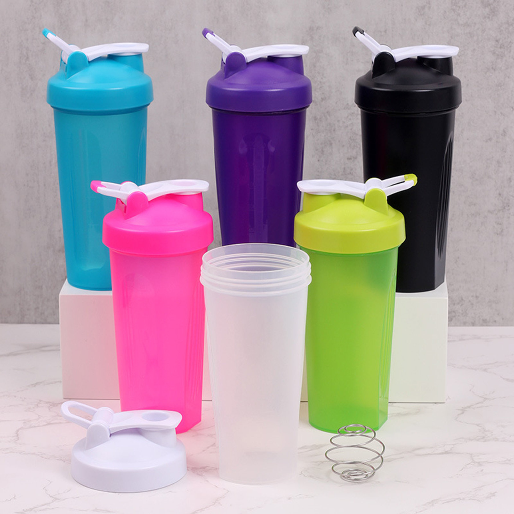 Classic Shaker Bottle Perfect for Protein Shakes 2