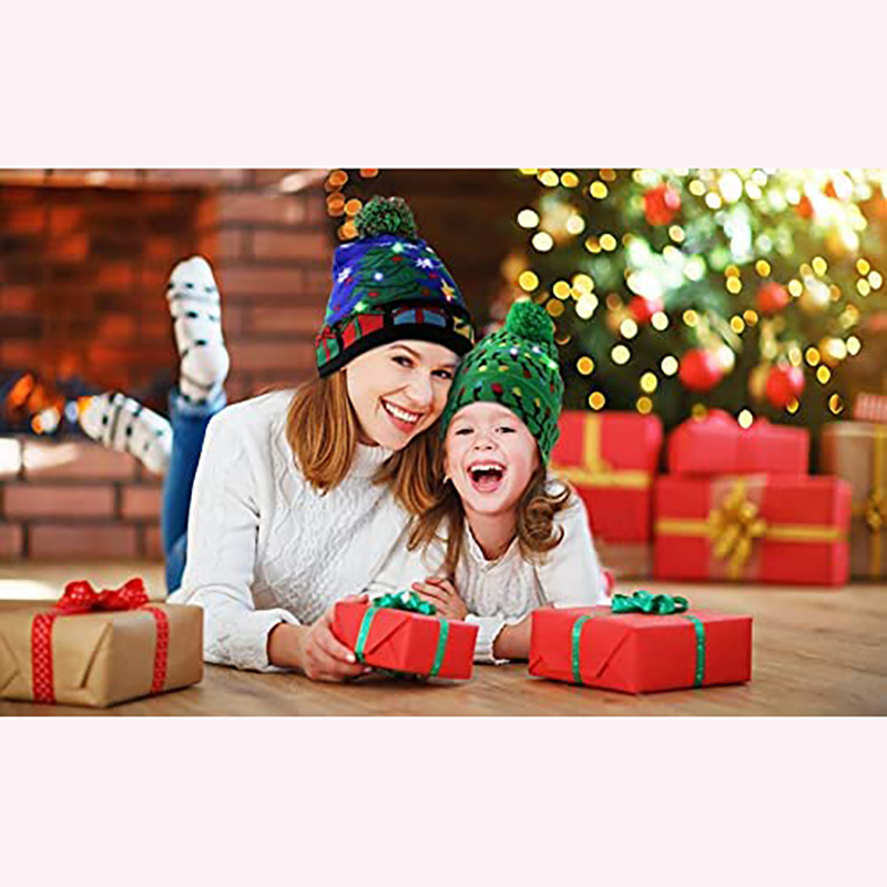 LED Christmas Holiday Hat for Unisex Kids Adults 5