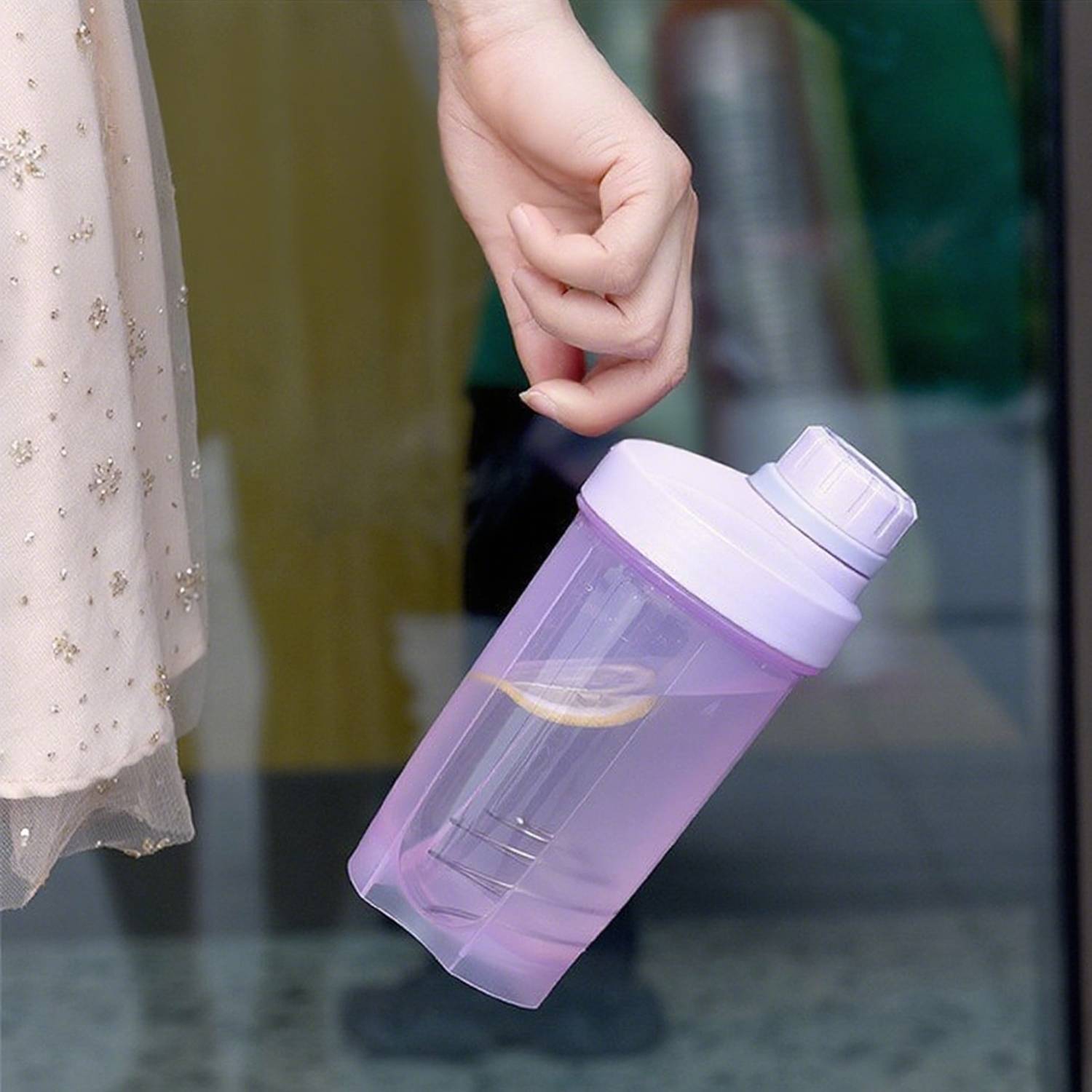 17oz Sport Shaker Bottle w/ Mixing Ball 12