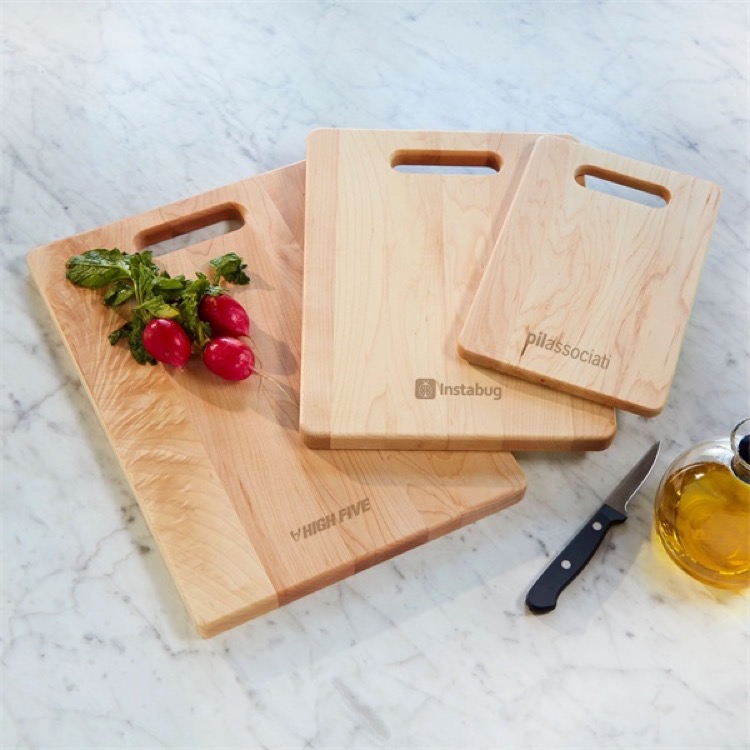 Maple Cutting Board w/Handle 6